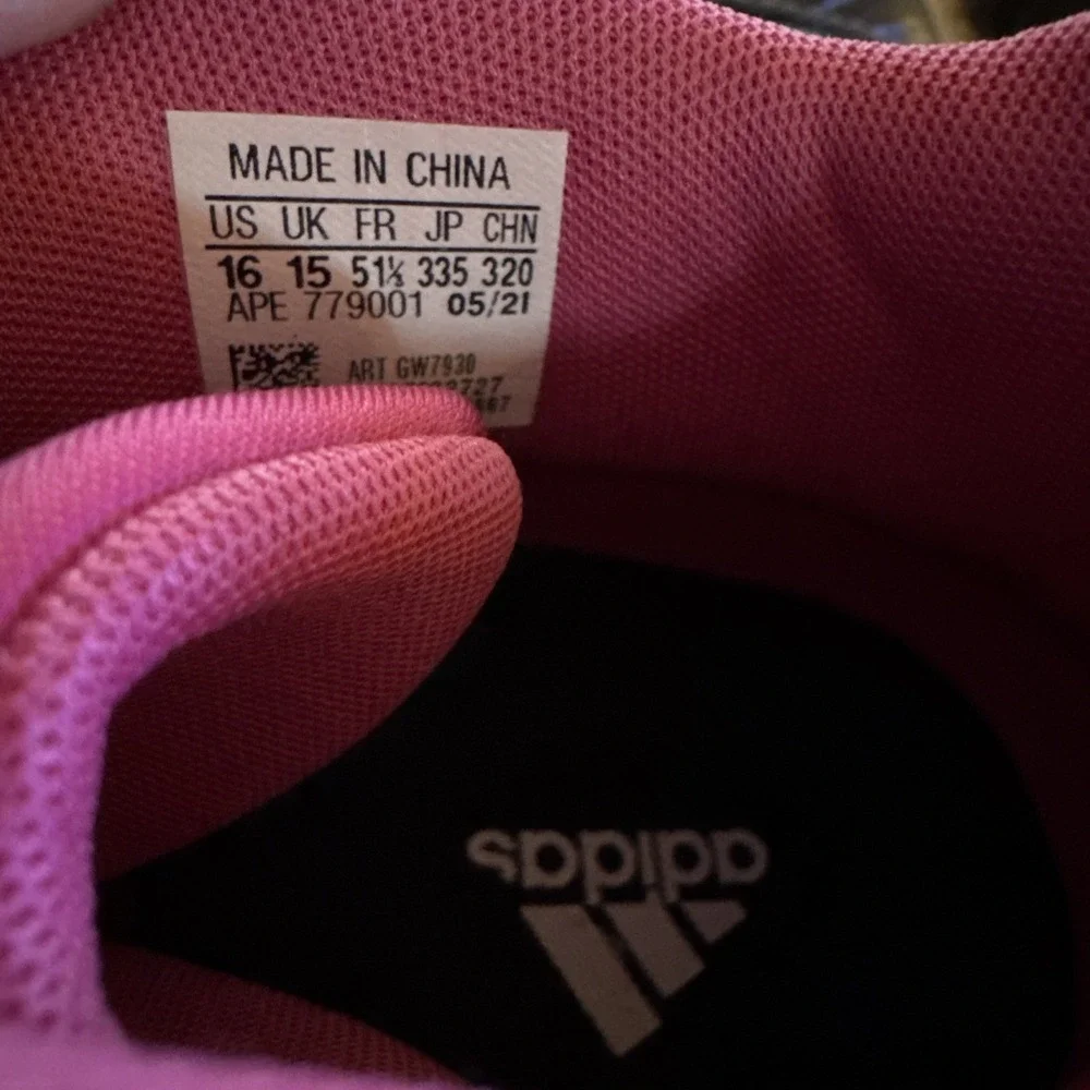 Adidas Sneakers Men's‎ Size 16 779001 Pink Exhibit A